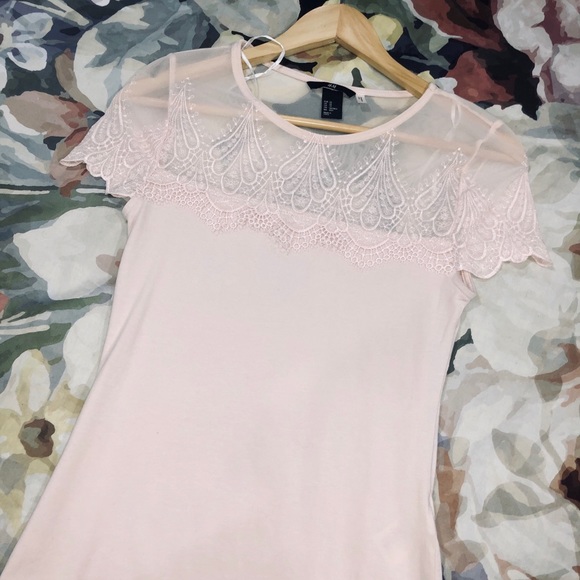 baby pink t-shirt - Picture 3 of 4